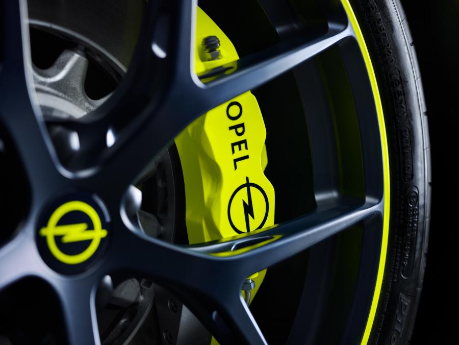 Колеса Opel O-Team Zafira Life 2019 года  (фото 7 из 11)